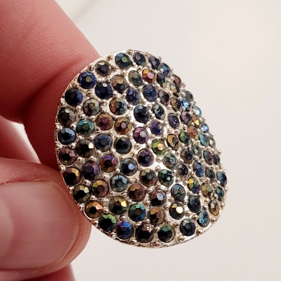 Statement Ring - Picture 4 of 10